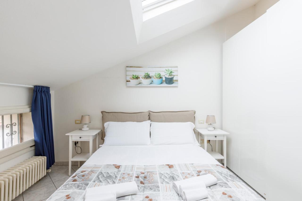 Elly'S Home Parcheggio Privato Равена Екстериор снимка